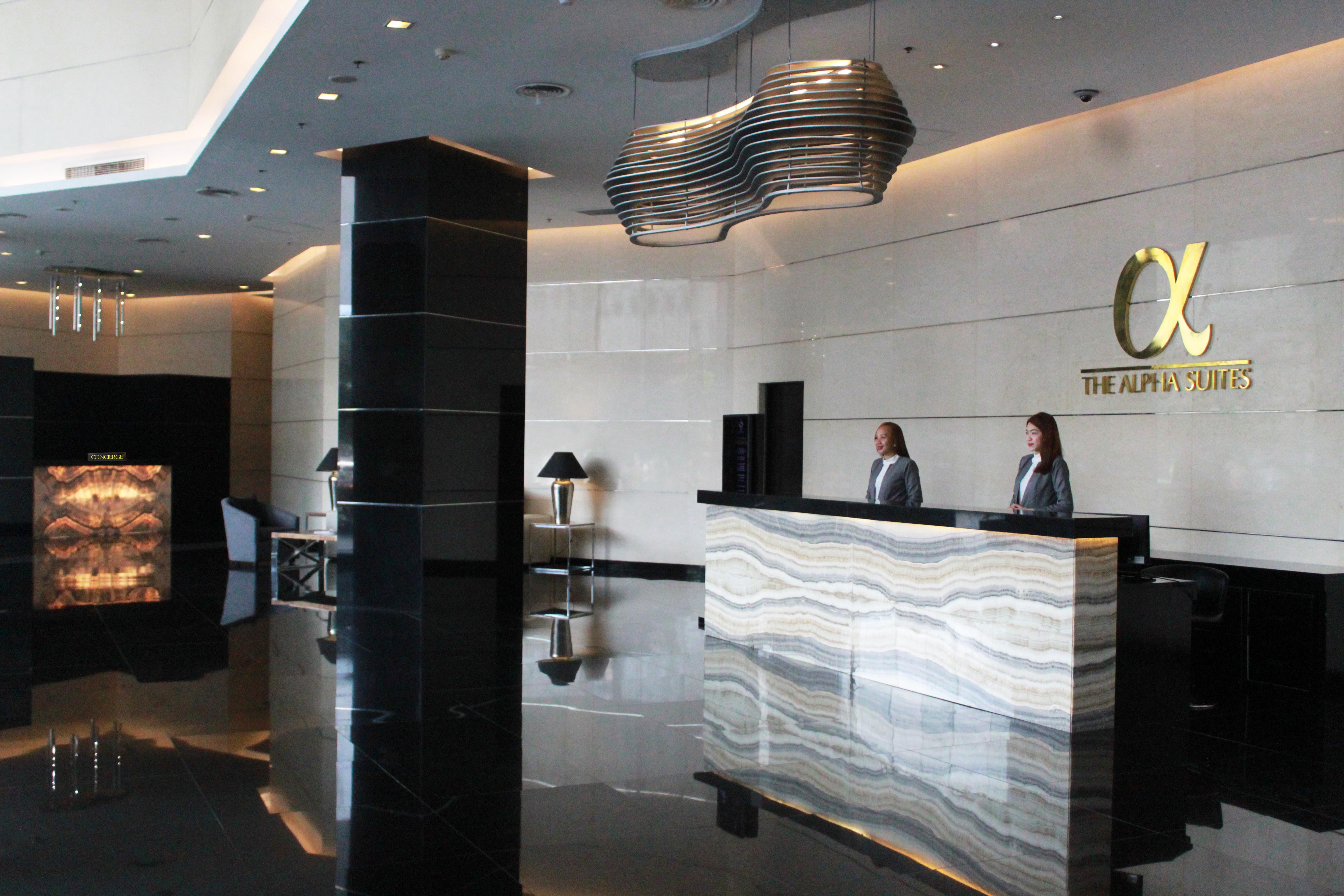 The Alpha Suites San Pedro Makati Exterior foto