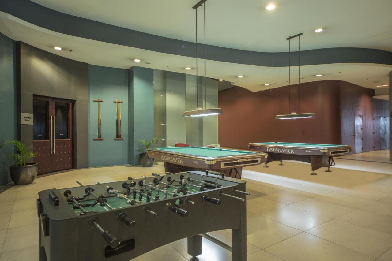 The Alpha Suites San Pedro Makati Exterior foto